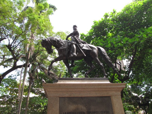 The Simon Bolivar statue in Cartagena, Colombia