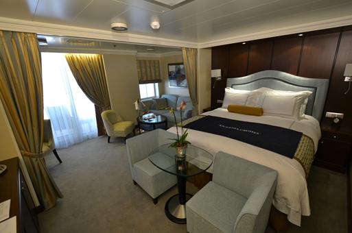 Review of our Penthouse suite Oceania Marina.