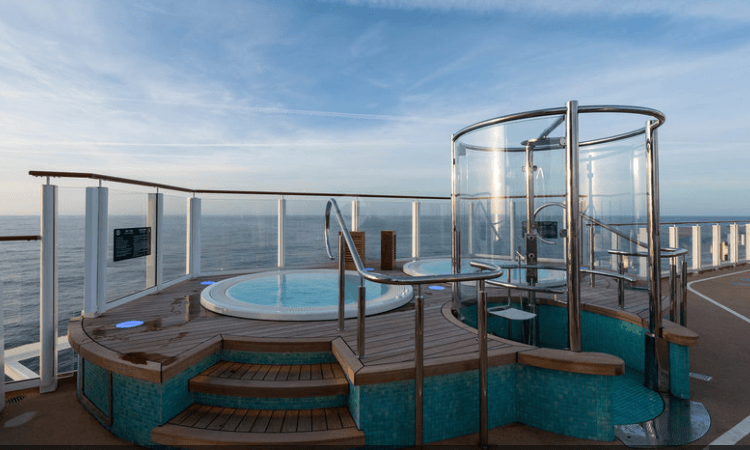 infinity hot tubs on Norwegian Bliss pictures